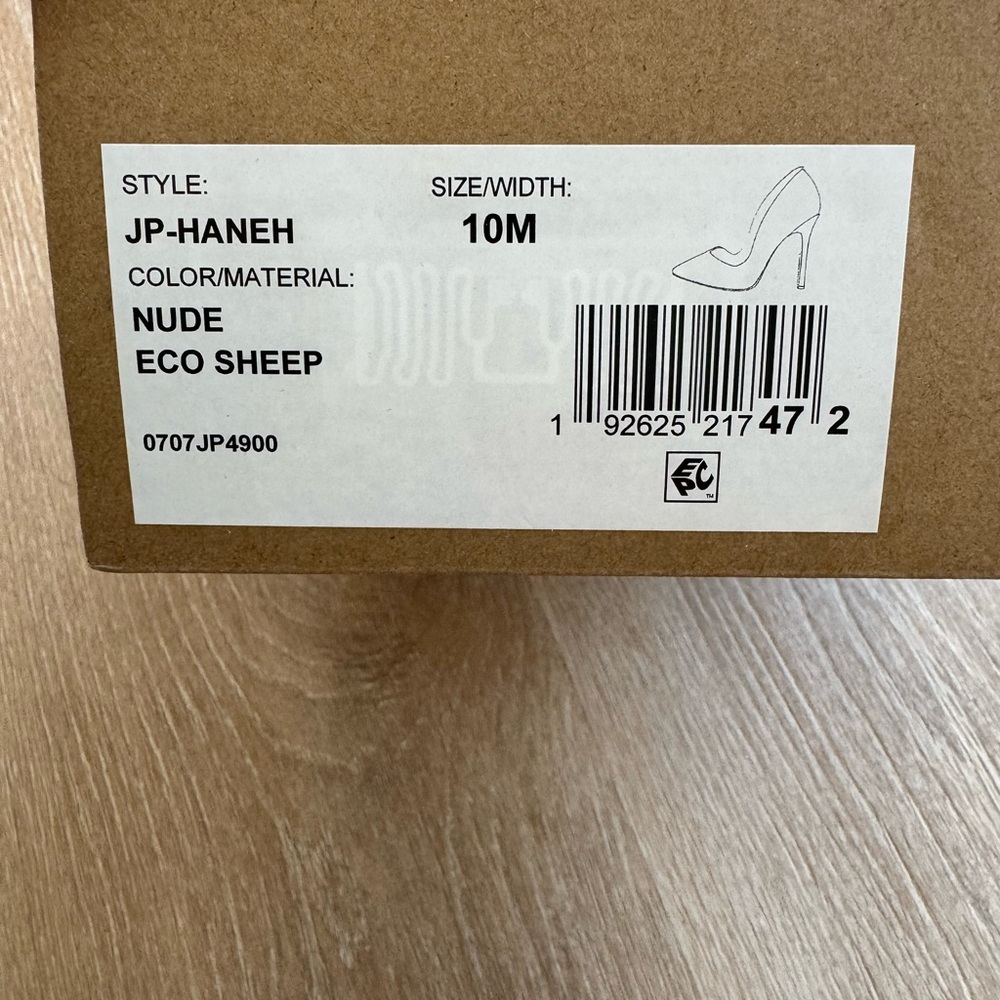Women’s Nude pumps - Picture 6 of 6